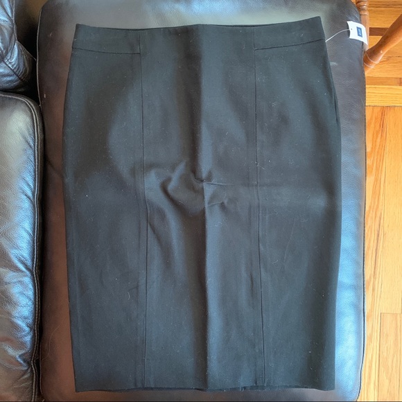 GAP Dresses & Skirts - GAP Casual Pencil Skirt | Black